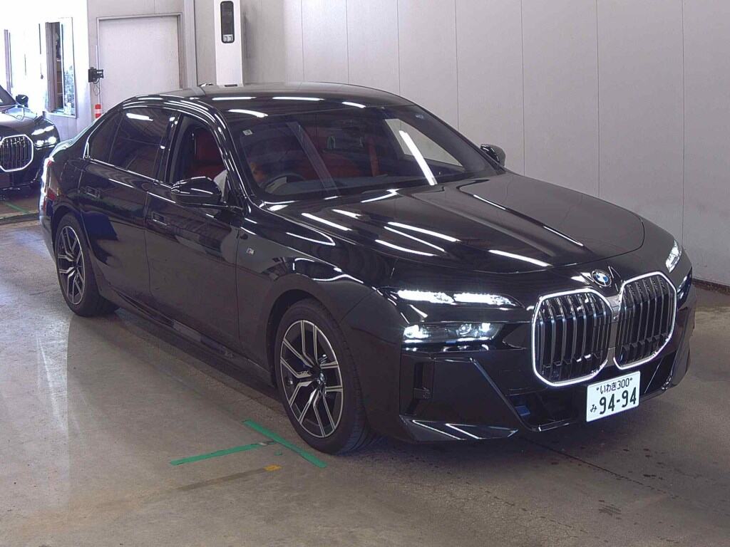 BMW 7 SERIES