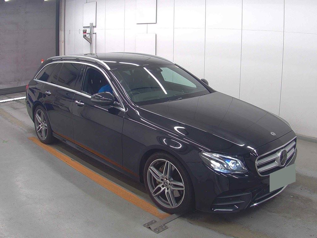 MERCEDES BENZ E-CLASS STATIONWAGON