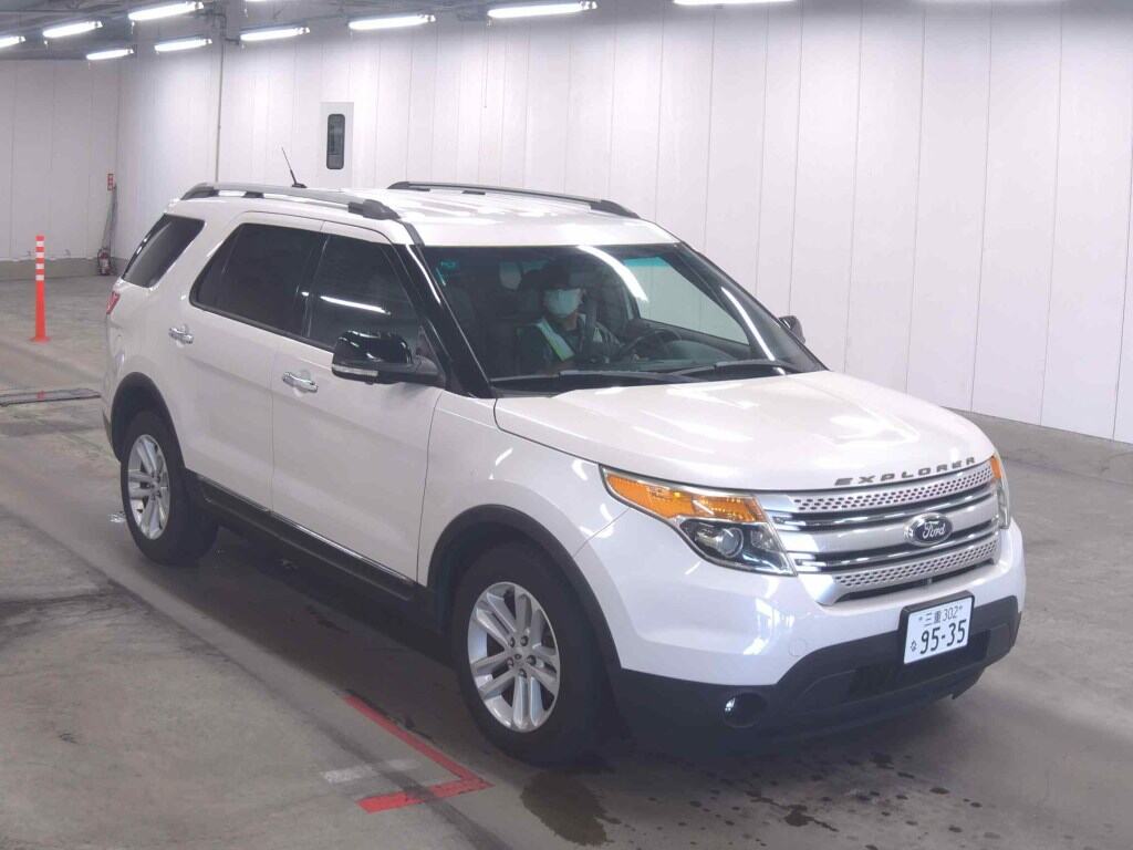 FORD EXPLORER