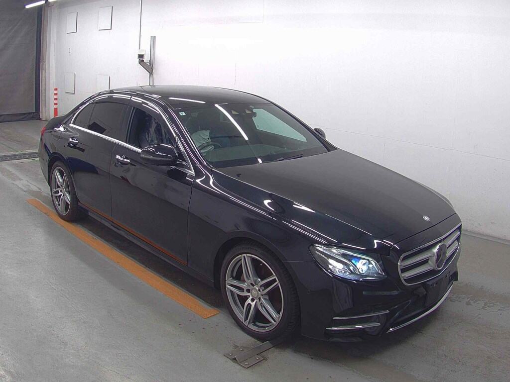 MERCEDES BENZ E-CLASS