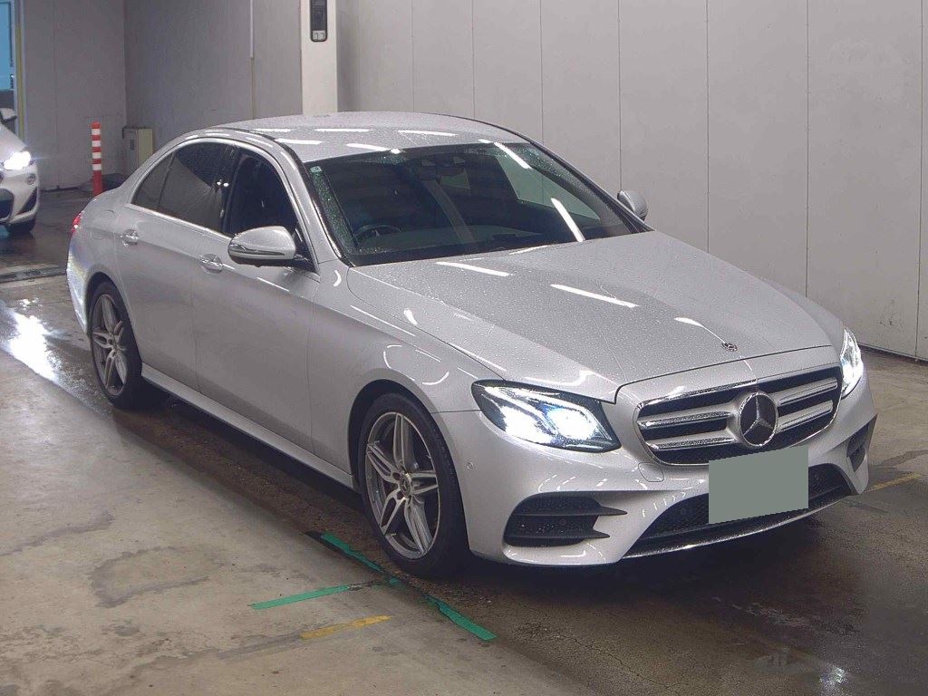 MERCEDES BENZ E-CLASS
