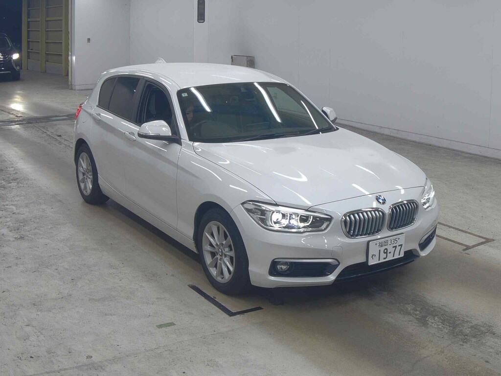 BMW 1 SERIES