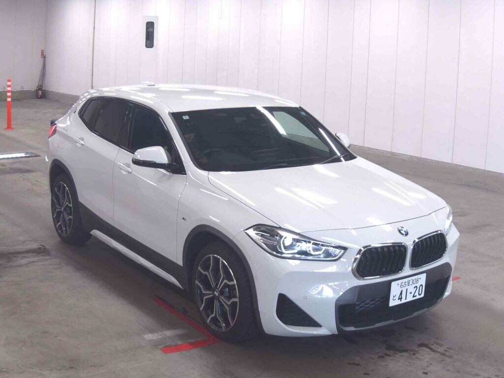 BMW X2