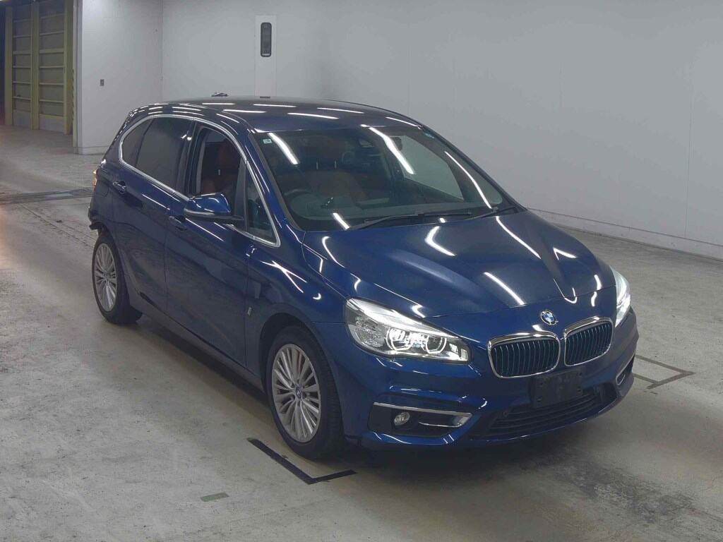 BMW 2 SERIES