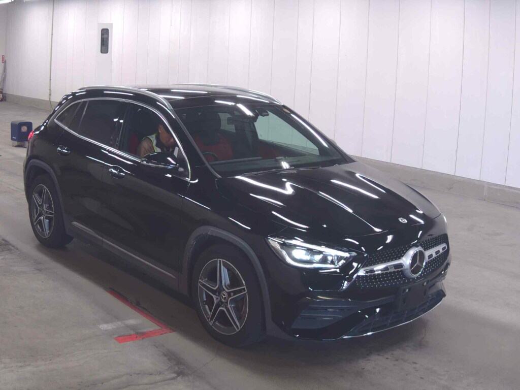 MERCEDES BENZ GLA-CLASS