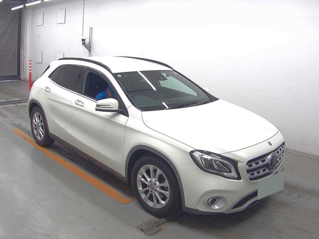 MERCEDES BENZ GLA-CLASS