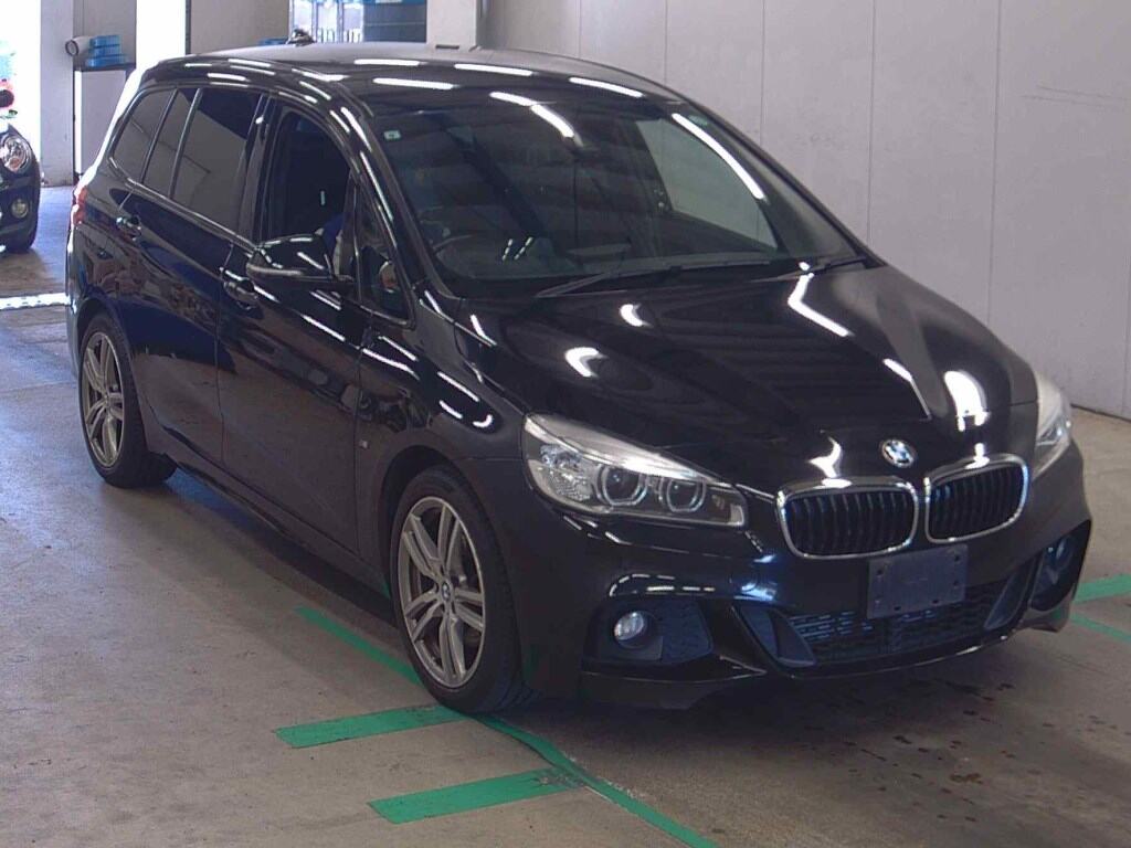 BMW 2 SERIES