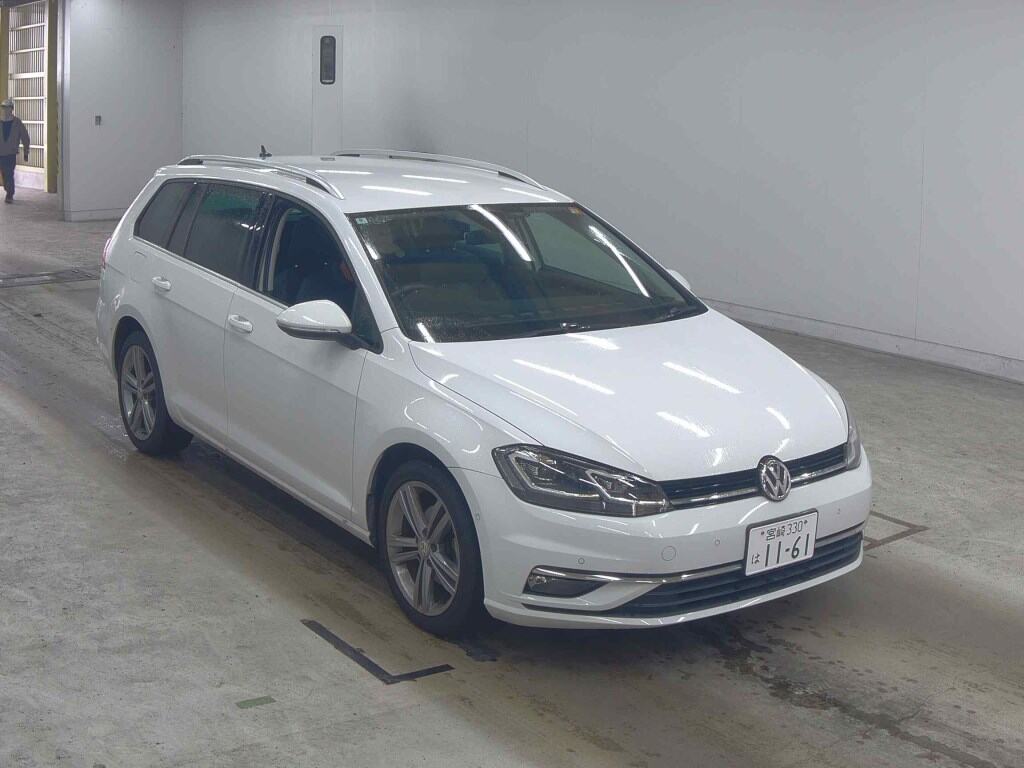 VOLKSWAGEN GOLF VARIANT