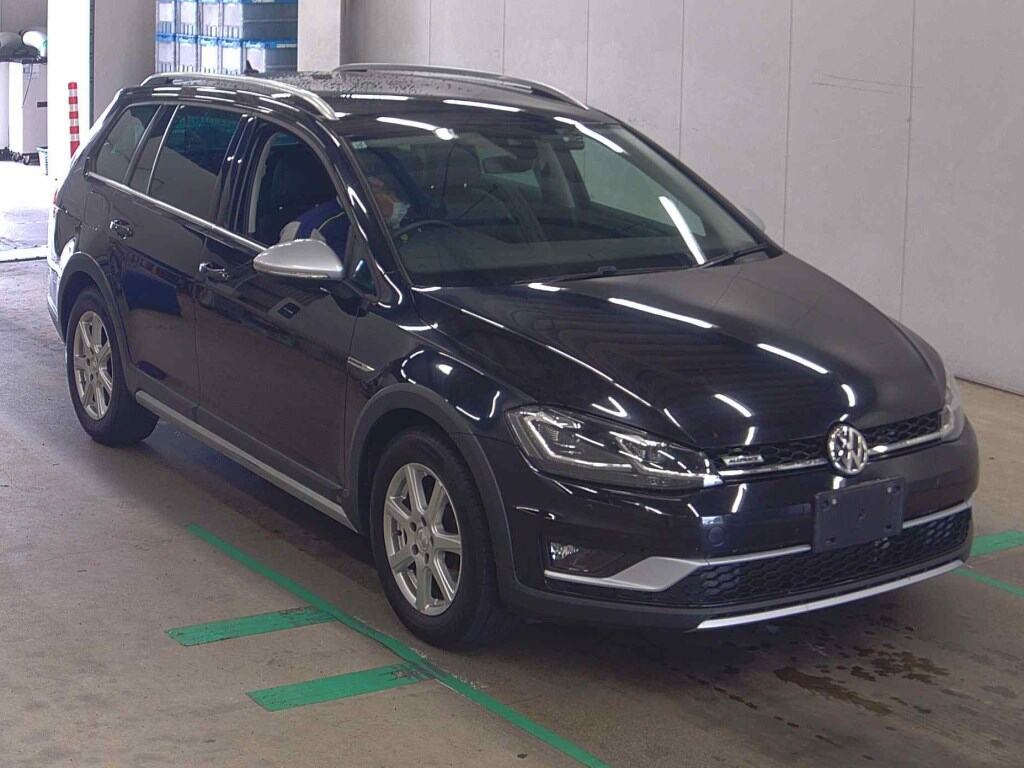 VOLKSWAGEN GOLF ALLTRACK