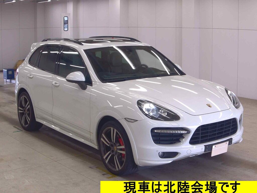 PORSCHE CAYENNE