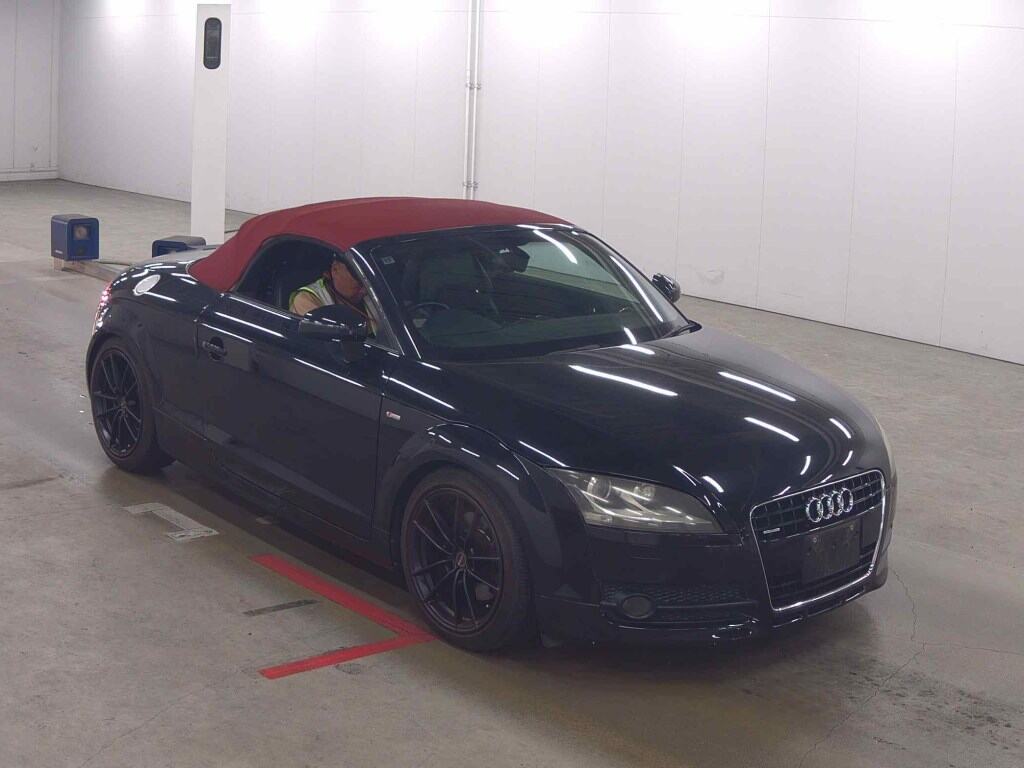 AUDI TT ROADSTER