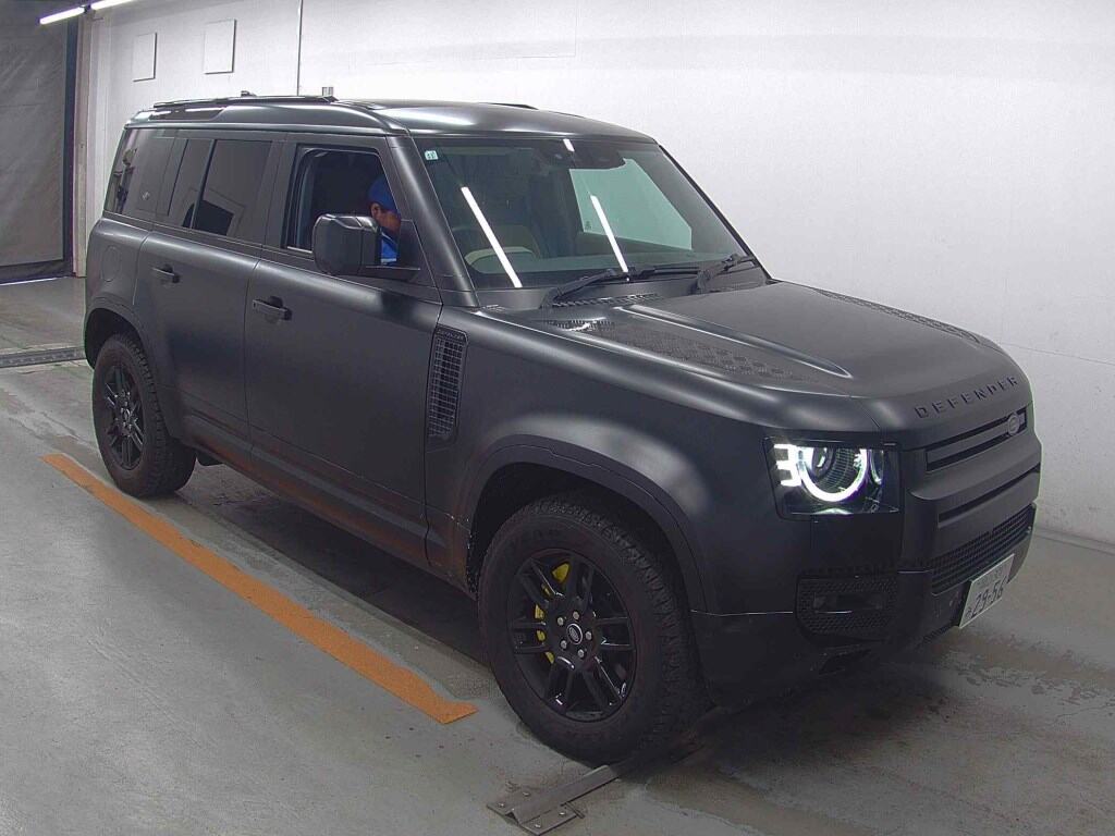 LAND ROVER DEFENDER