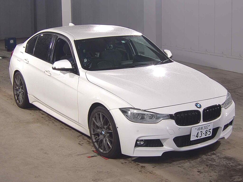 BMW 3 SERIES
