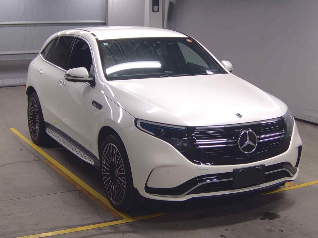 MERCEDES BENZ EQC