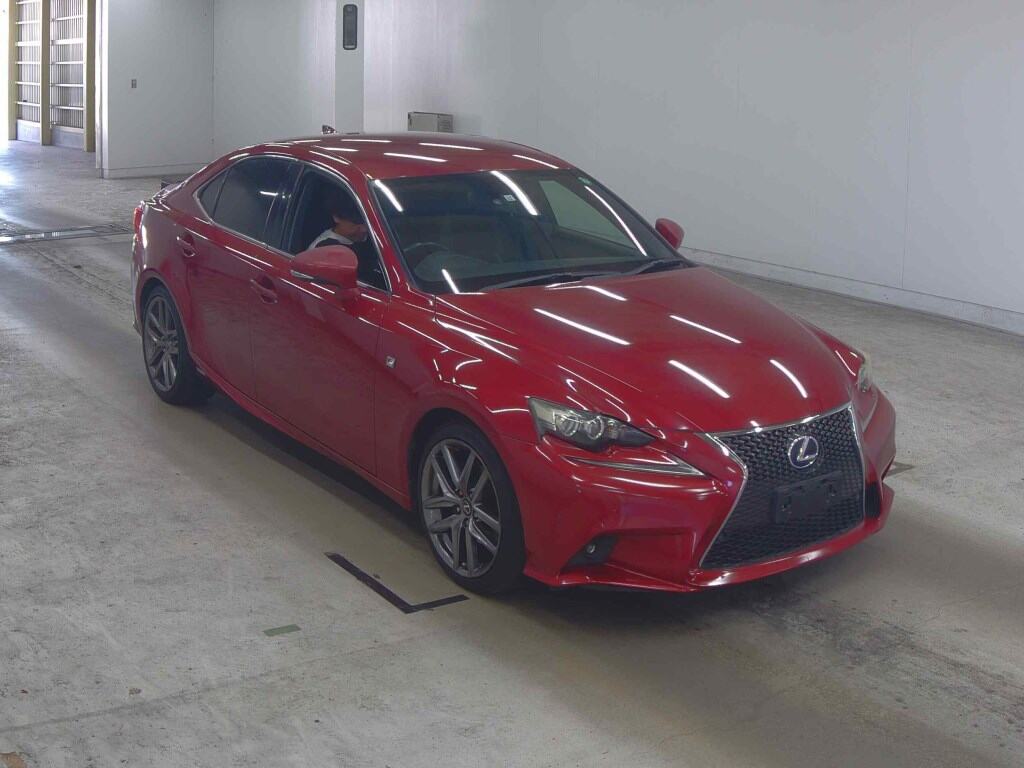 LEXUS IS