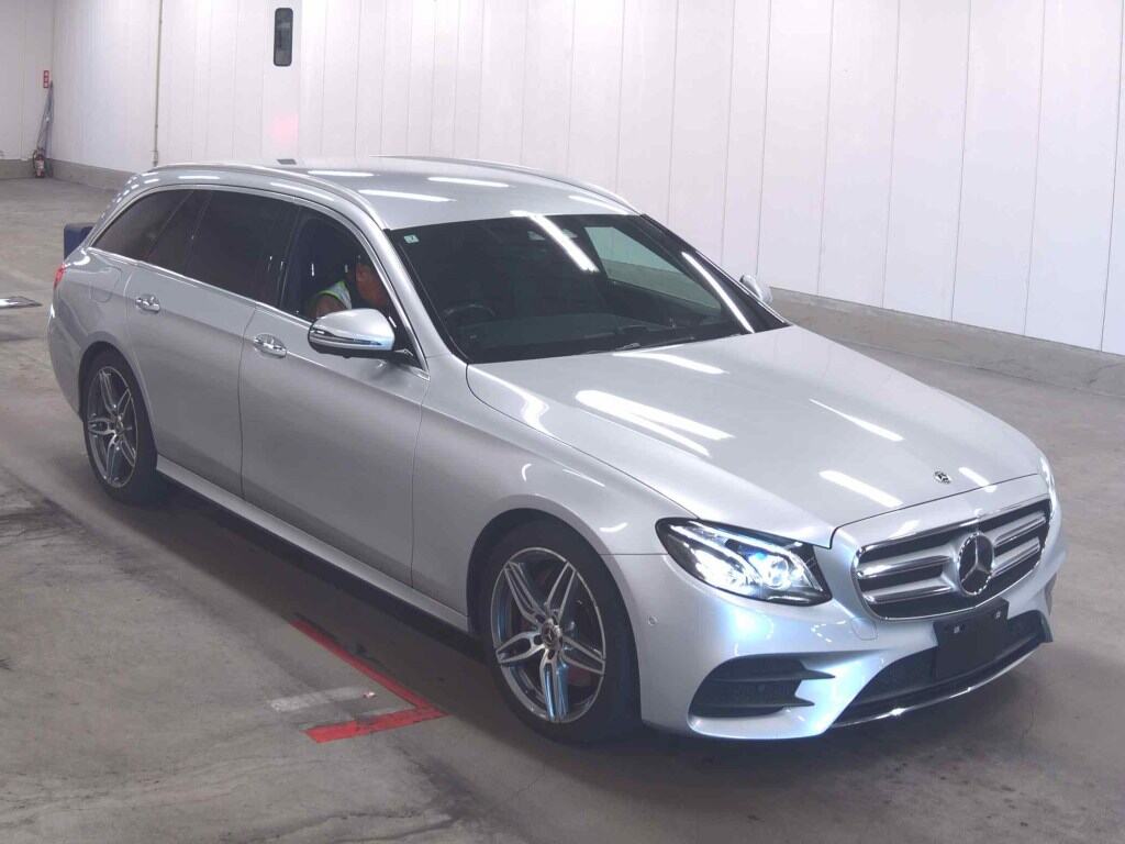 MERCEDES BENZ E-CLASS STATIONWAGON