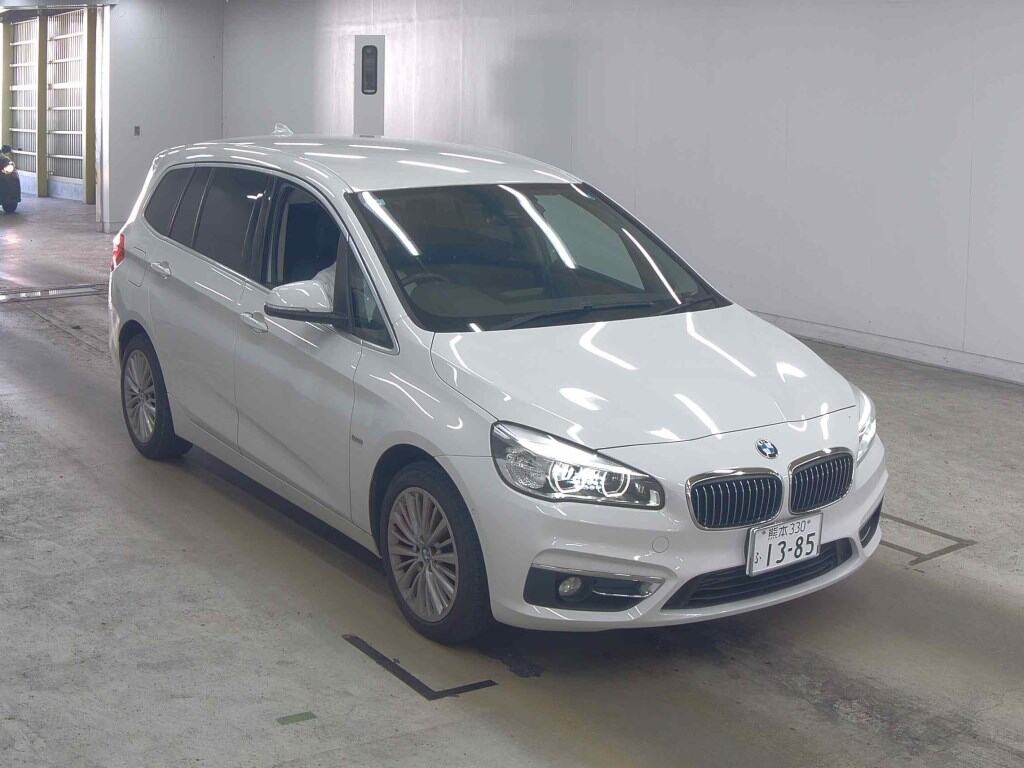 BMW 2 SERIES