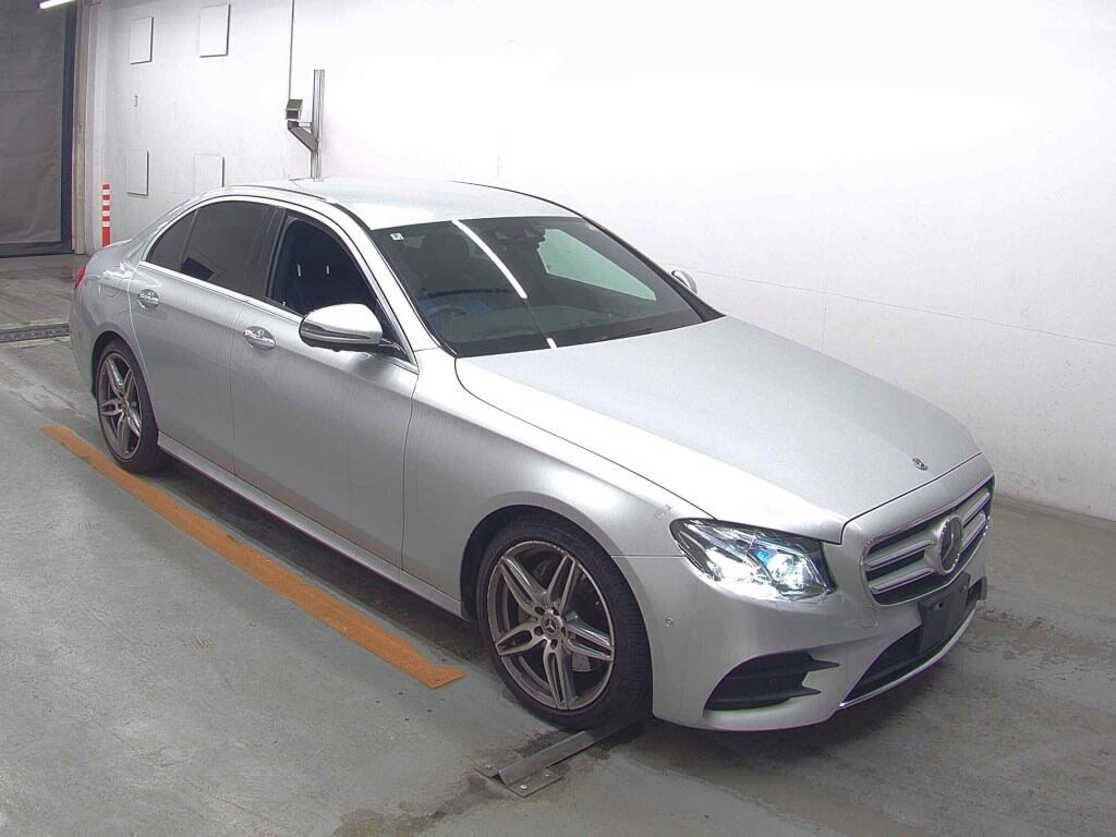 MERCEDES BENZ E-CLASS