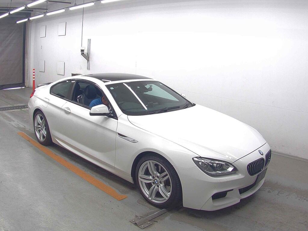 BMW 6 SERIES