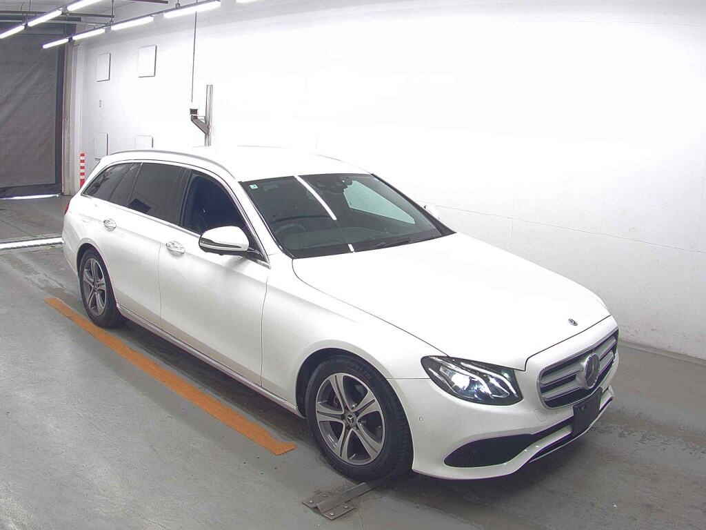 MERCEDES BENZ E-CLASS STATIONWAGON