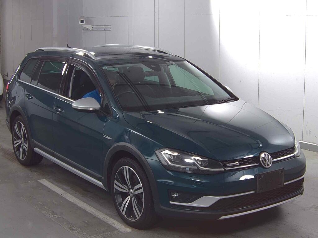 VOLKSWAGEN GOLF ALLTRACK