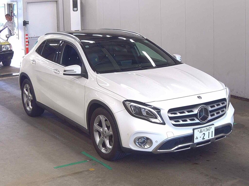 MERCEDES BENZ GLA-CLASS
