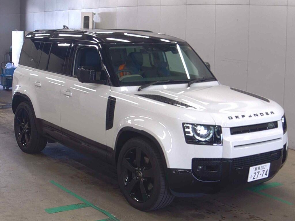 LAND ROVER DEFENDER
